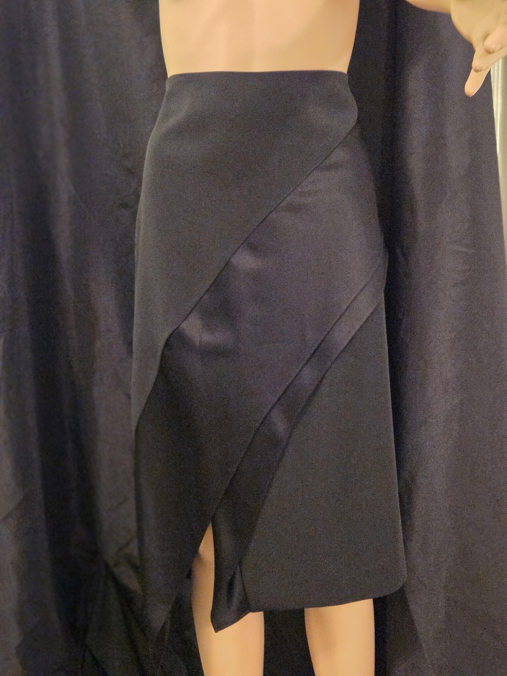 St John Elegant Everything Skirt